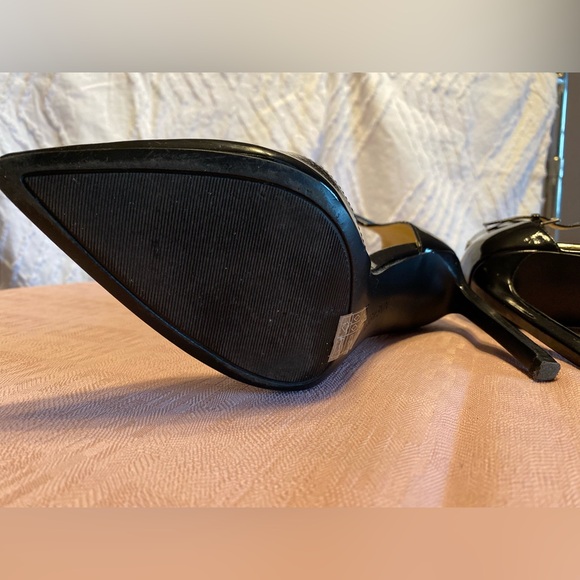 NINE WEST black patent heels in EUC size 7.5 - Picture 3 of 8